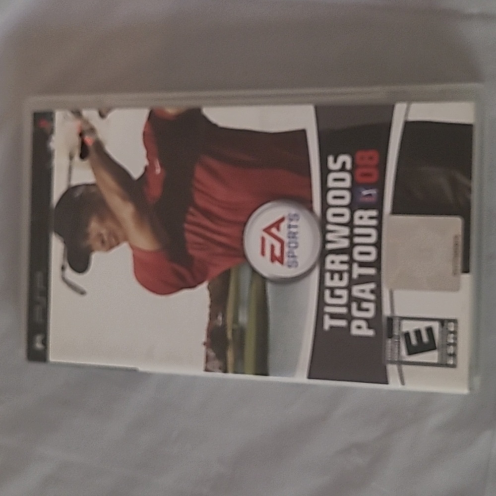 Tiger woods pga tour 08 psp